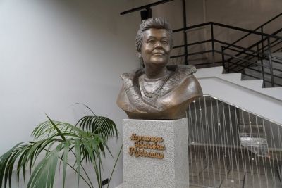 «Великий библиотекарь: М. И. Рудомино»  (к 125-летию  со дня рождения основателя   Всероссийской государственной библиотеки иностранной литературы)