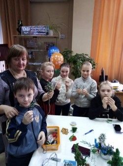Творческие занятия «Елочка» и «Символ года»