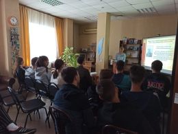 Патриотический час «Война вошла в мальчишество моё…»